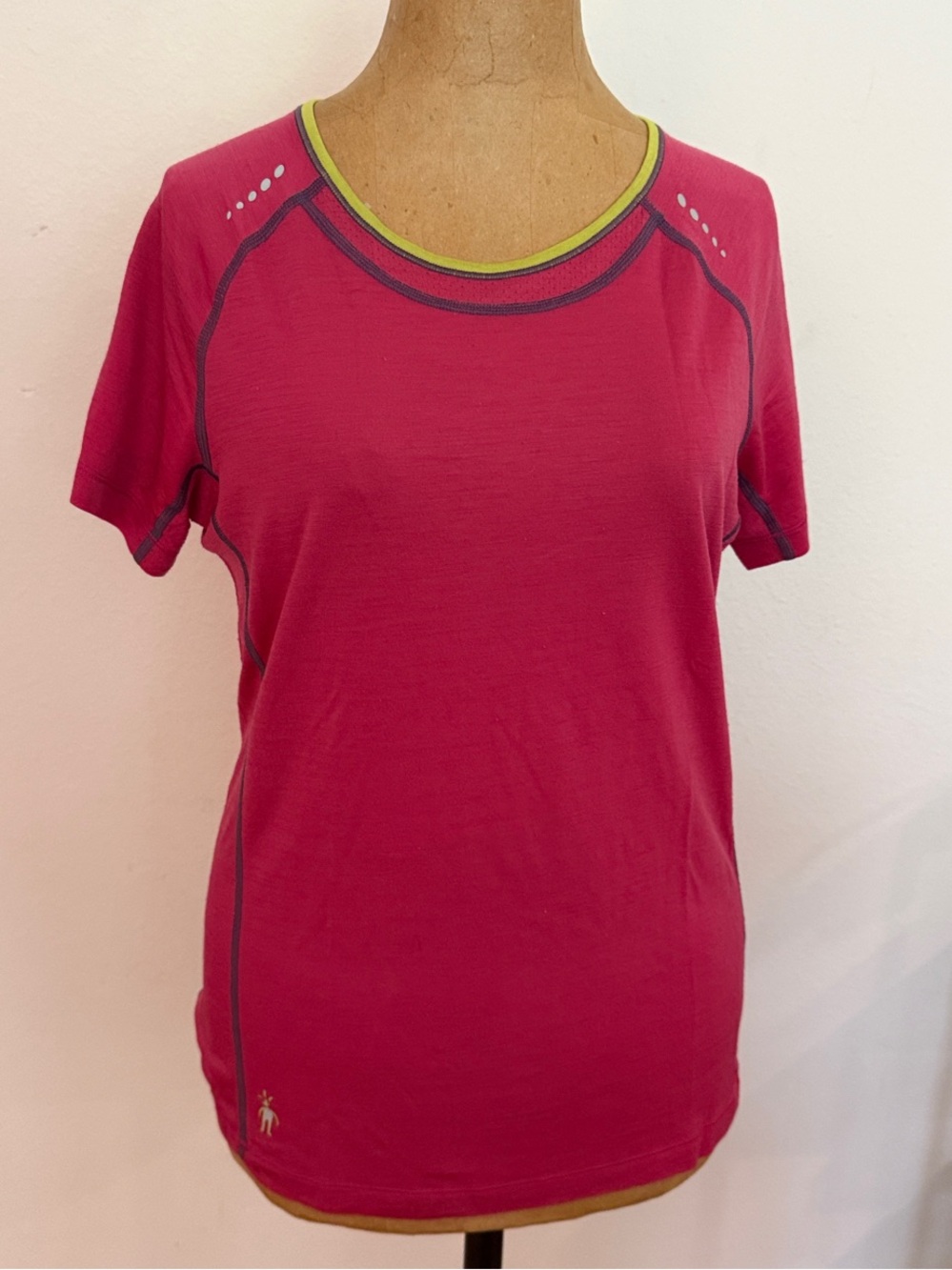 Smart wool M merino blend Pink Performance Short Sleeve Top good pre owned cond